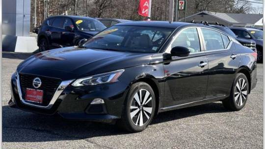 2022 Nissan Altima SV — Sedan — 12,299 mi — Patchogue, NY
