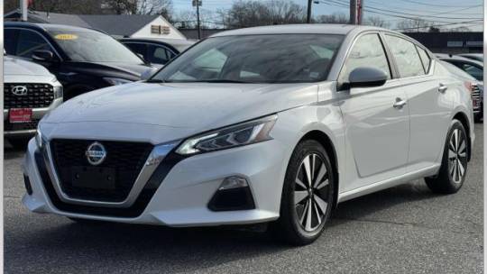 2021 Nissan Altima SV — Sedan — 23,565 mi — Patchogue, NY