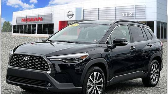 2023 Toyota Corolla Cross XLE — SUV — 20,043 mi — Patchogue, NY