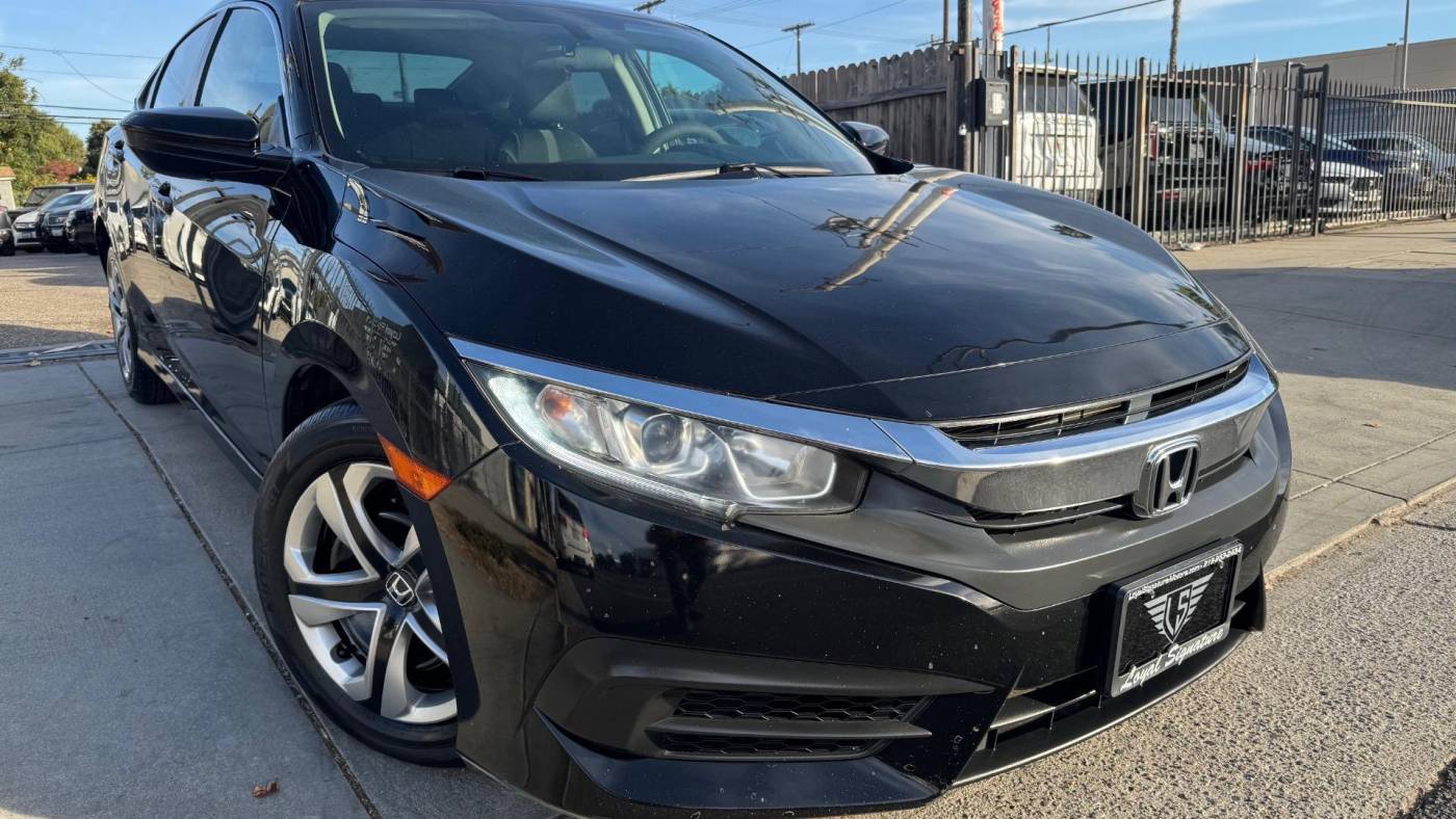 2017 Honda Civic LX — Sedan — 130,797 mi — Van Nuys, CA