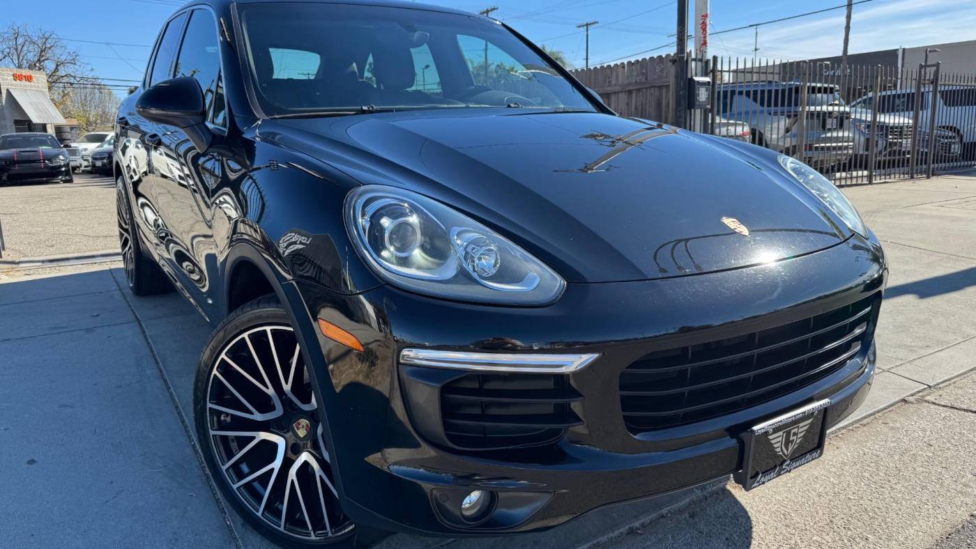 2018 Porsche Cayenne Standard — SUV — 111,126 mi — Van Nuys, CA