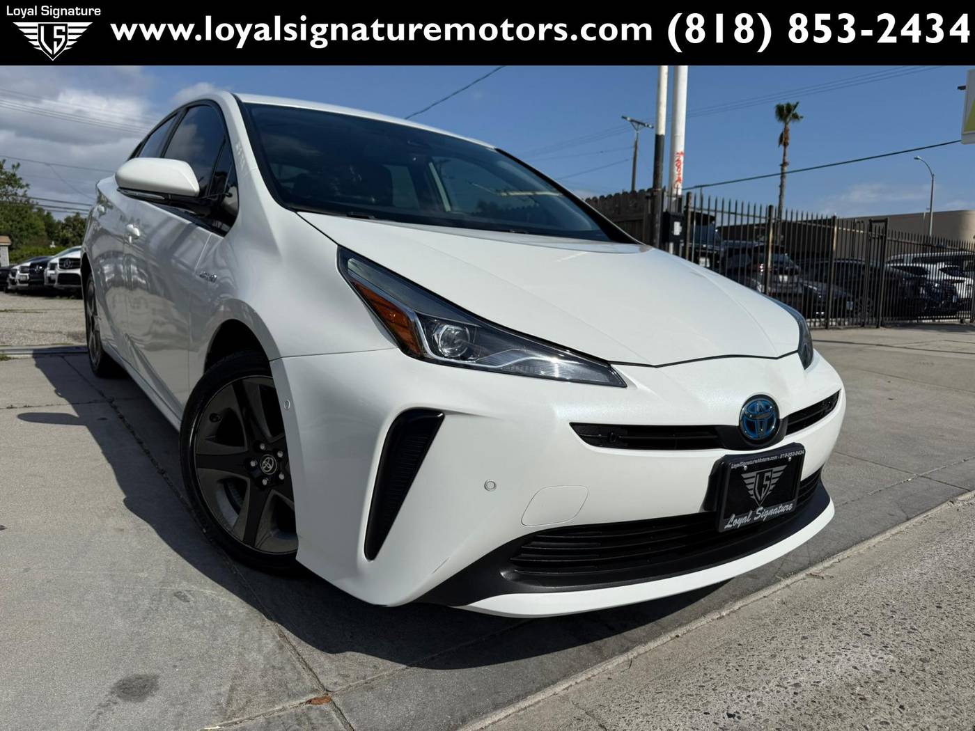 2019 Toyota Prius XLE — Hatchback — 87,921 mi — Van Nuys, CA