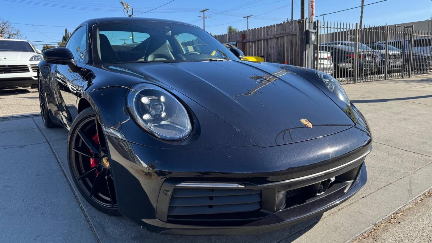 2020 Porsche 911 Carrera 4S — Coupe — 47,017 mi — Van Nuys, CA
