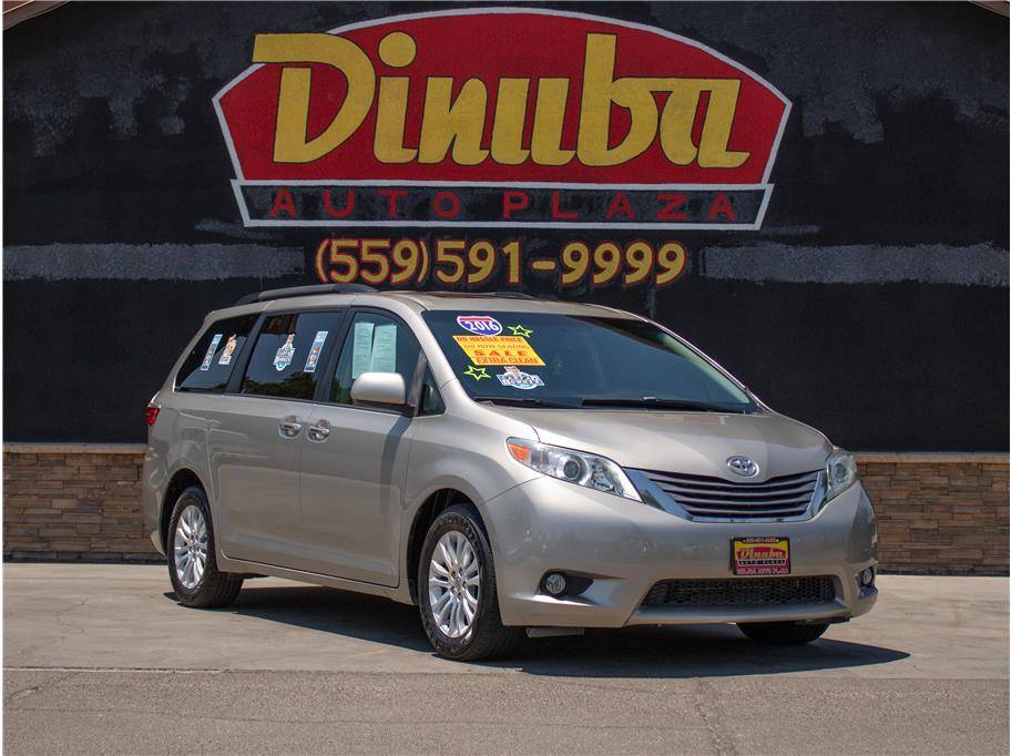 2016 Toyota Sienna XLE Premium — Minivan — 129,490 mi — Dinuba, CA