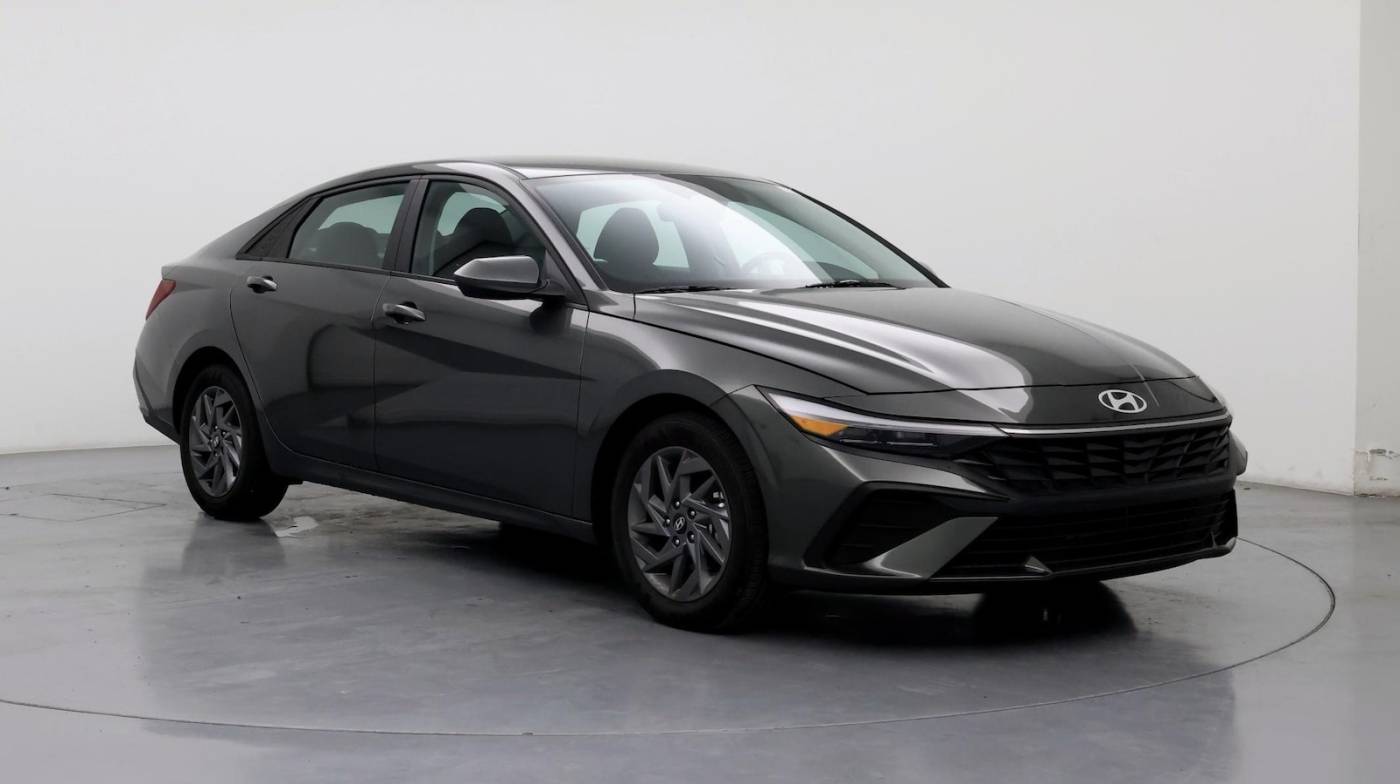 2024 Hyundai Elantra SEL — Sedan — 3,212 mi — Franklin, TN