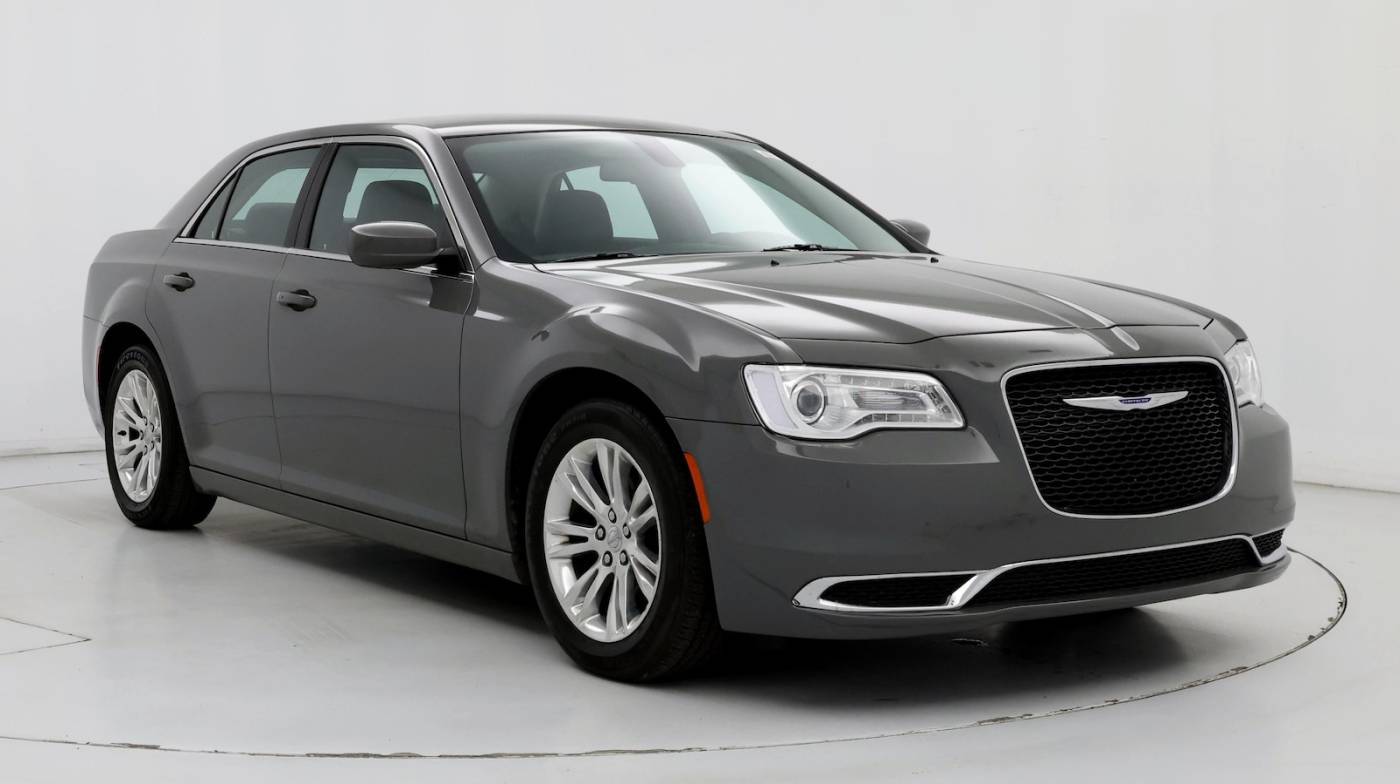 2019 Chrysler 300 Touring L — Sedan — 18,260 mi — Franklin, TN