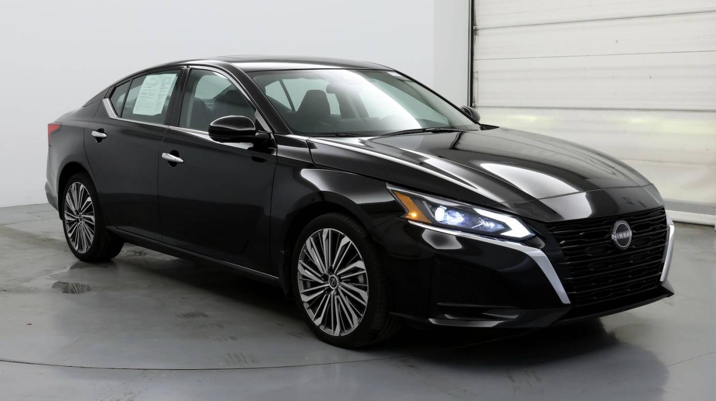2023 Nissan Altima SL — Sedan — 23,338 mi — Franklin, TN