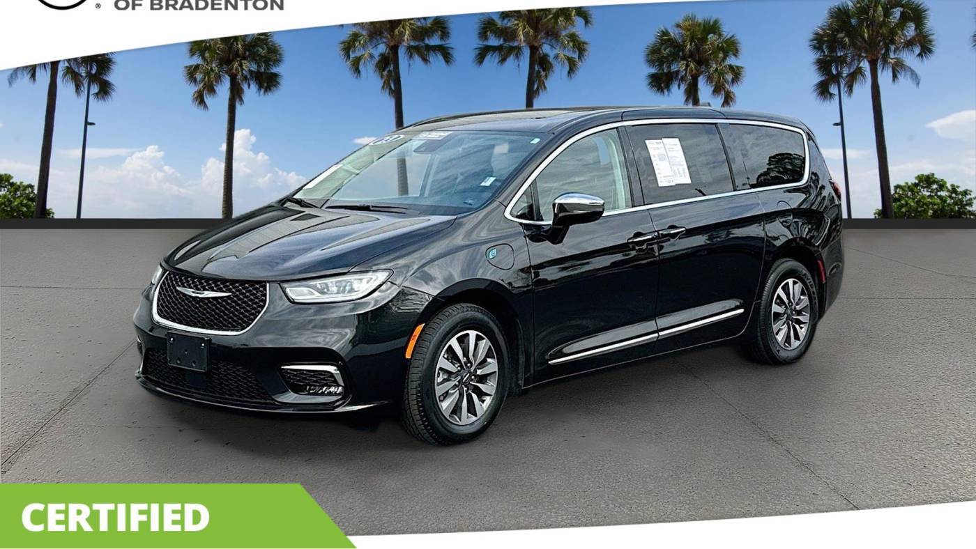 2023 Chrysler Pacifica Hybrid Limited — Minivan — 29,693 mi — Bradenton, FL