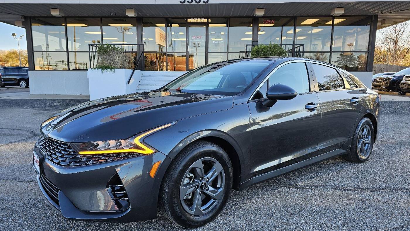 2021 Kia K5 LXS — Sedan — 70,726 mi — Wichita, KS