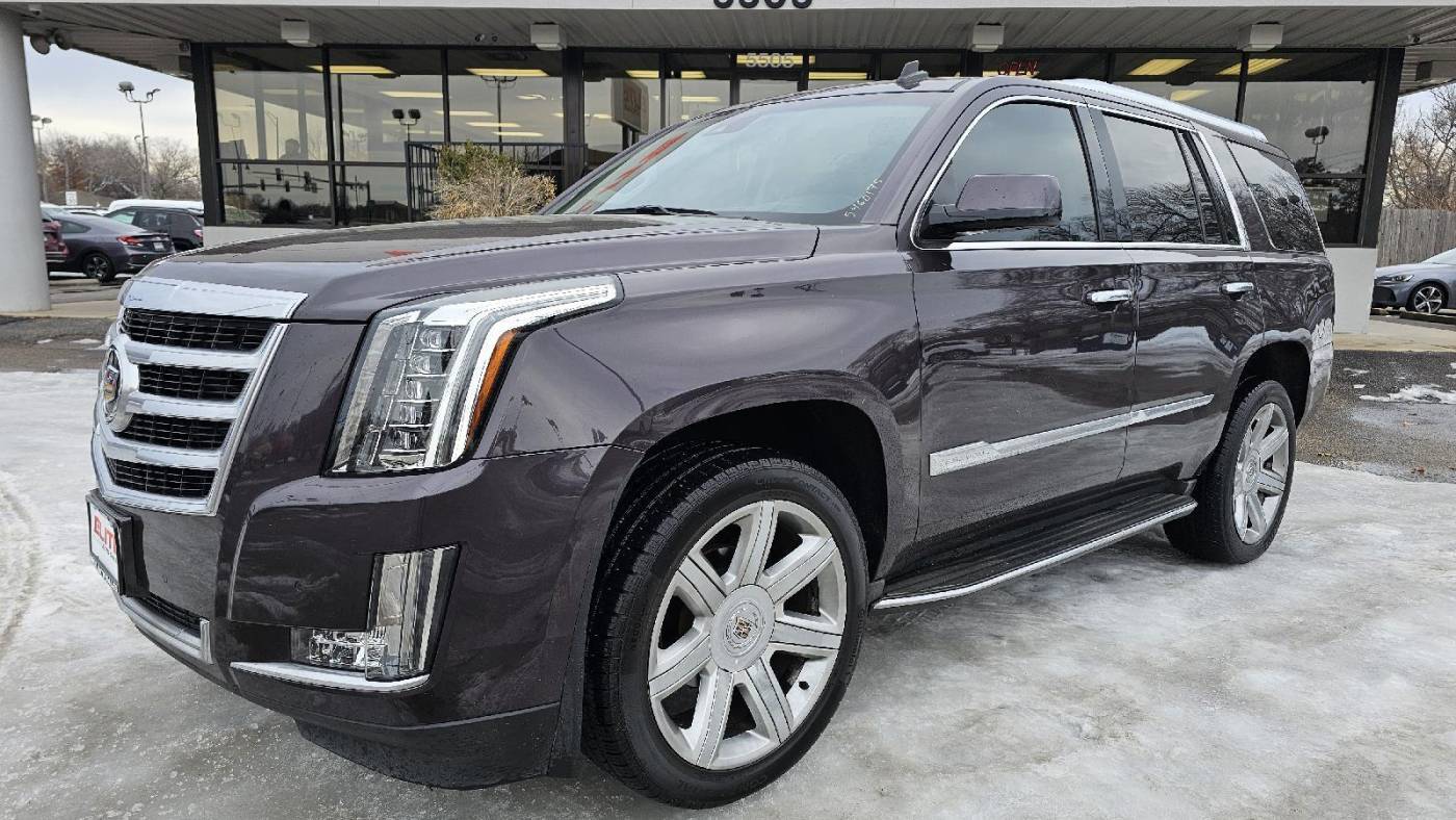 2015 Cadillac Escalade Luxury — SUV — 101,216 mi — Wichita, KS