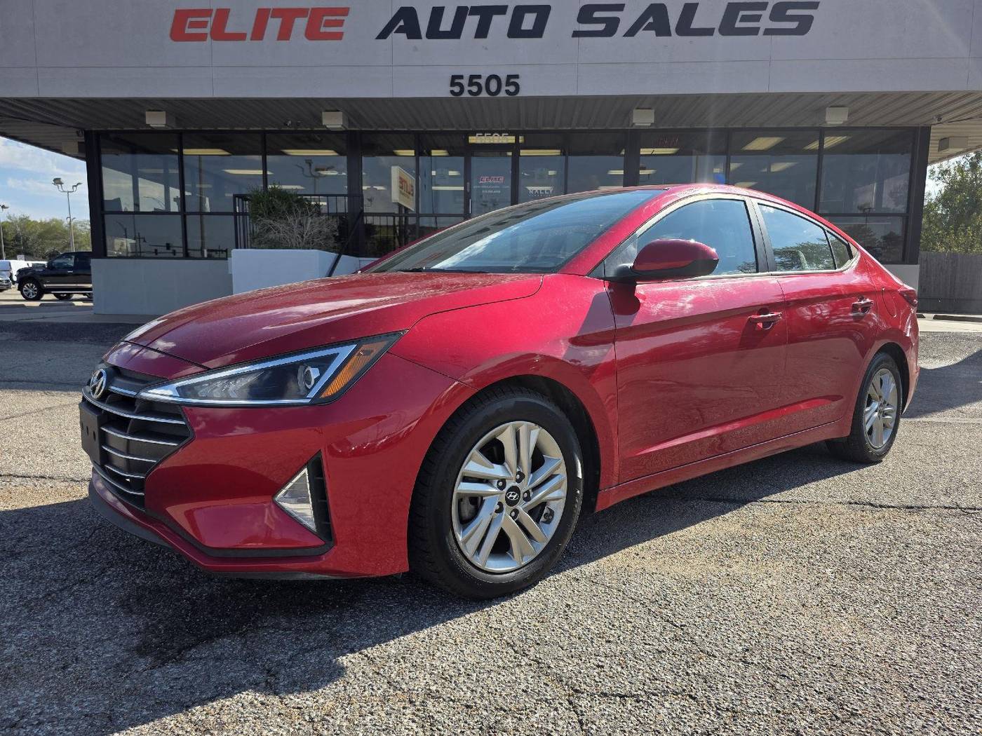 2020 Hyundai Elantra SEL — Sedan — 111,110 mi — Wichita, KS
