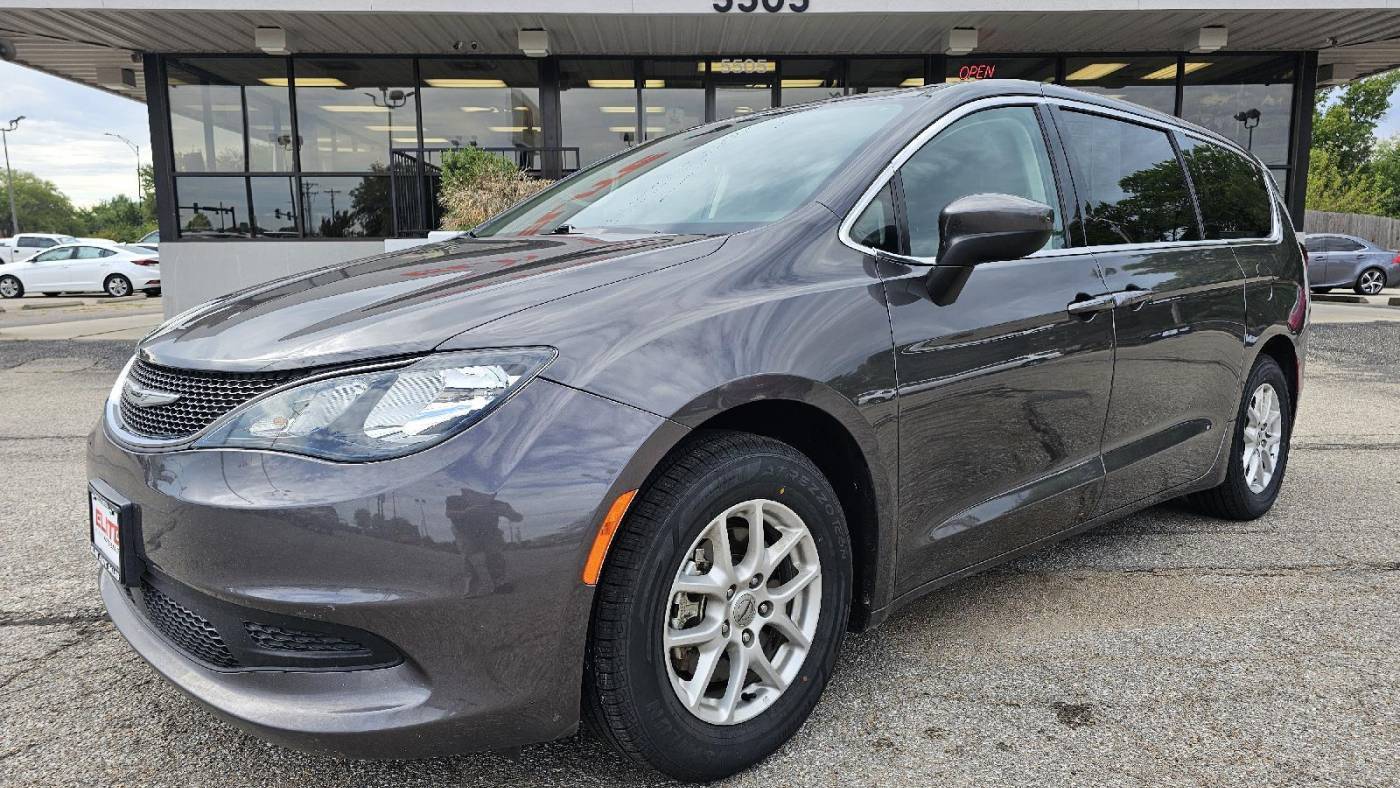 2021 Chrysler Voyager LX — Minivan — 117,455 mi — Wichita, KS