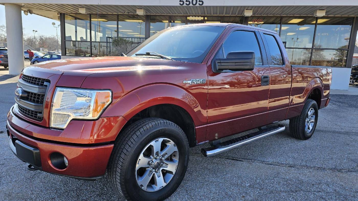 2014 Ford F-150 STX — Pickup Truck — 98,810 mi — Wichita, KS