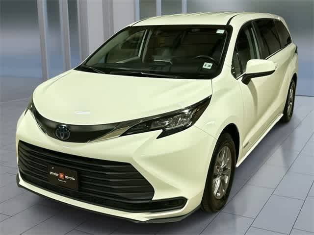 2021 Toyota Sienna LE — Minivan — 38,744 mi — Ramsey, NJ