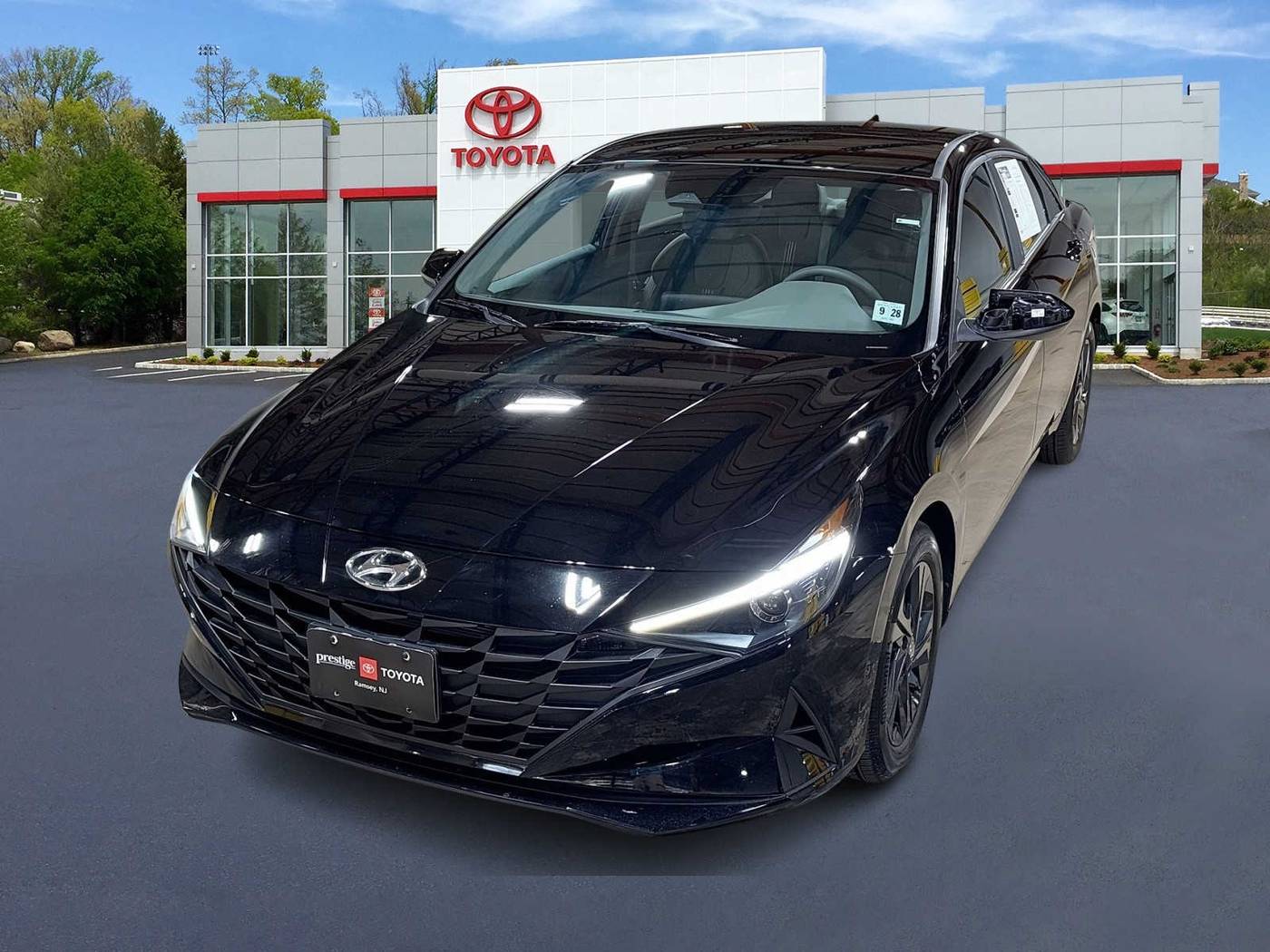 2023 Hyundai Elantra SEL — Sedan — 12,510 mi — Ramsey, NJ