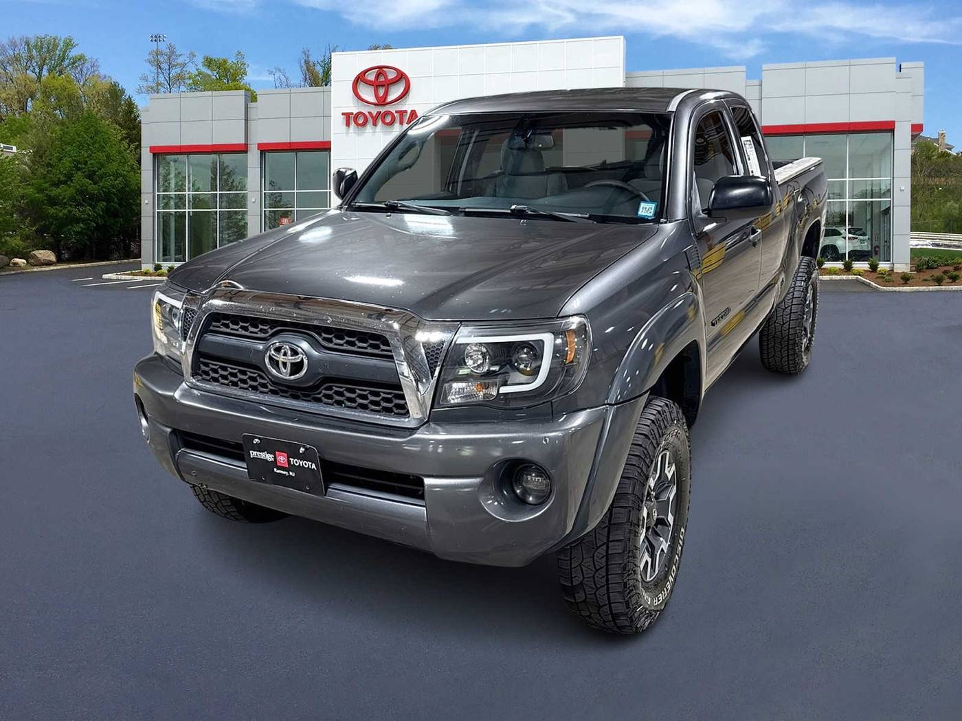 2011 Toyota Tacoma Base — Pickup Truck — 265,525 mi — Ramsey, NJ