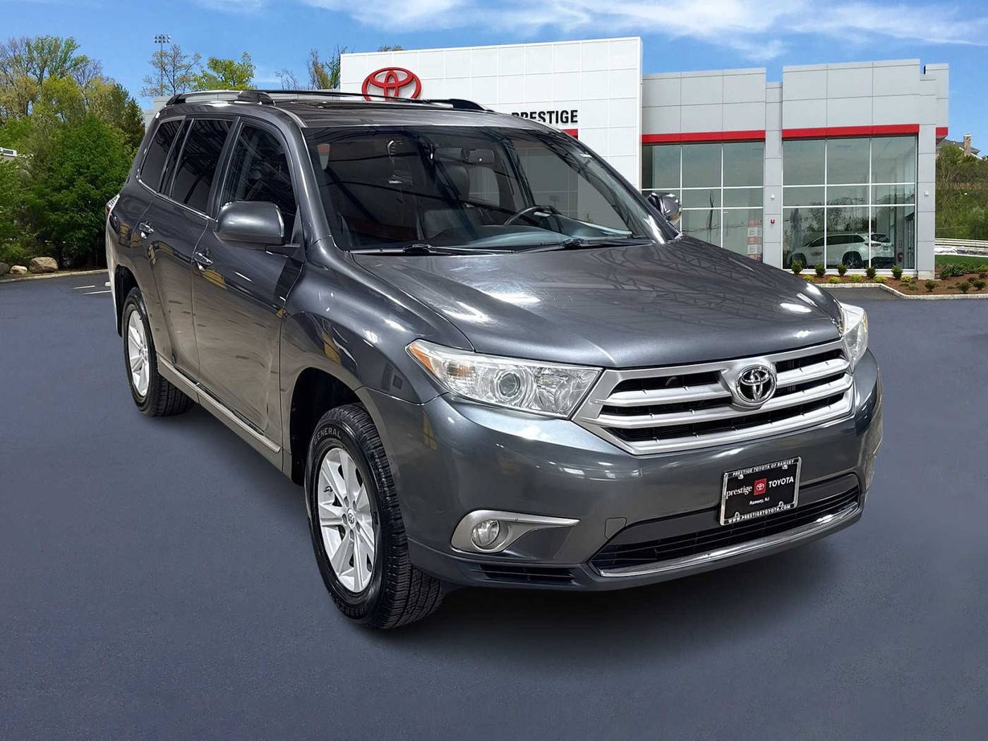 2013 Toyota Highlander SE V6 — SUV — 155,677 mi — Ramsey, NJ