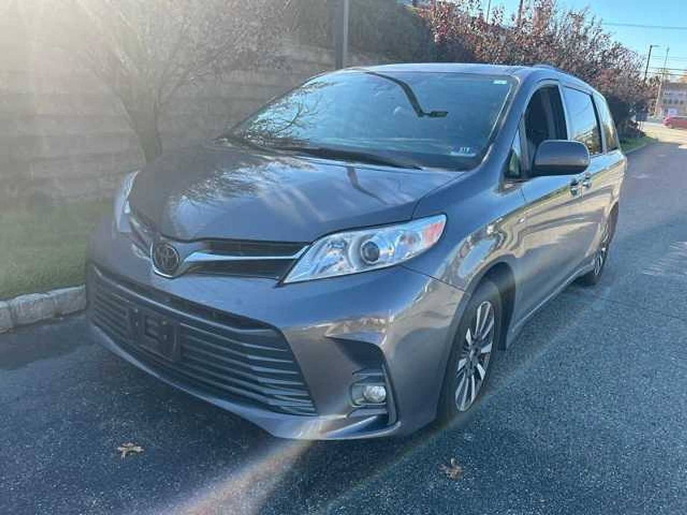 2020 Toyota Sienna XLE — Minivan — 162,907 mi — Ramsey, NJ