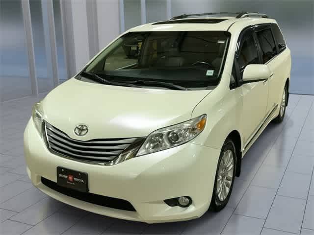 2017 Toyota Sienna XLE — Minivan — 118,808 mi — Ramsey, NJ