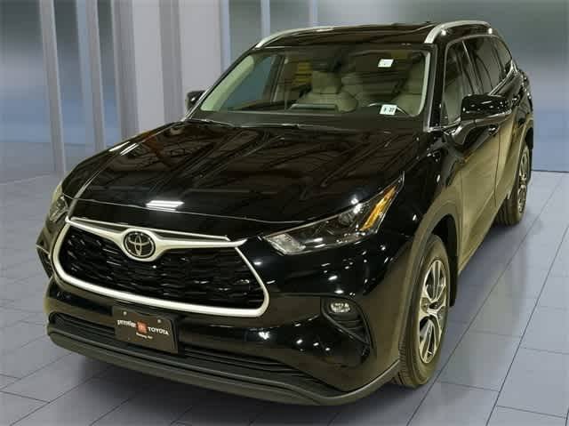 2022 Toyota Highlander XLE — SUV — 35,979 mi — Ramsey, NJ