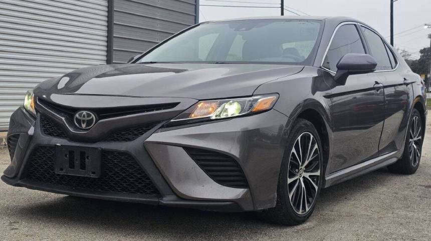 2020 Toyota Camry SE — Sedan — 77,658 mi — Austin, TX