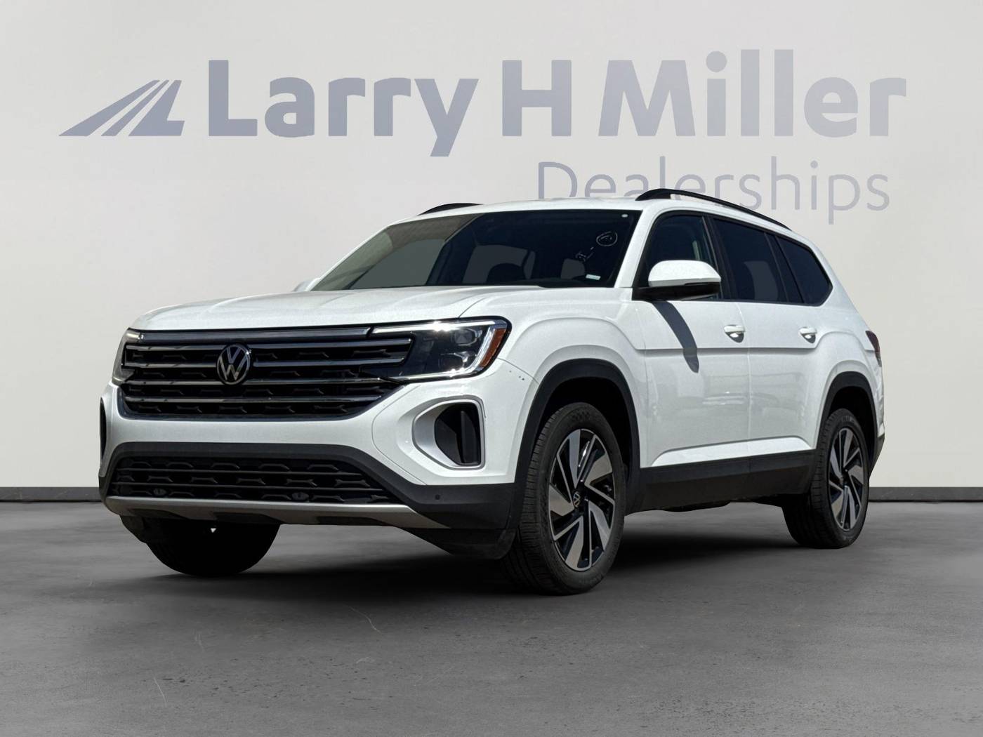 2024 Volkswagen Atlas SE with Technology — SUV — 30,200 mi — Tucson, AZ