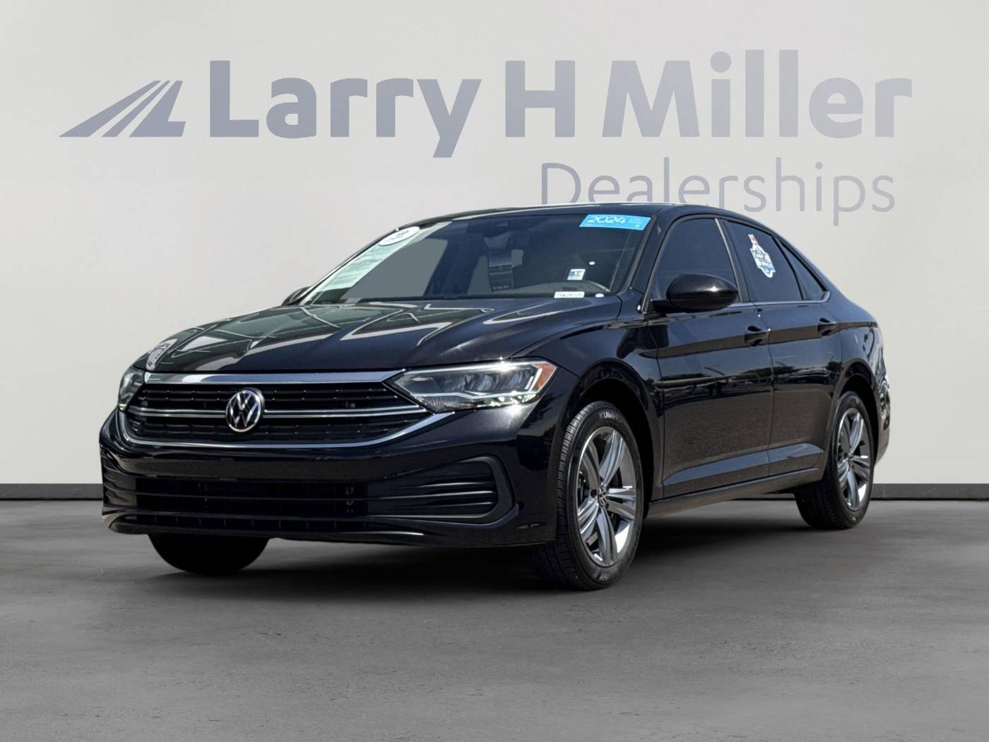 2024 Volkswagen Jetta SE — Sedan — 9,077 mi — Tucson, AZ