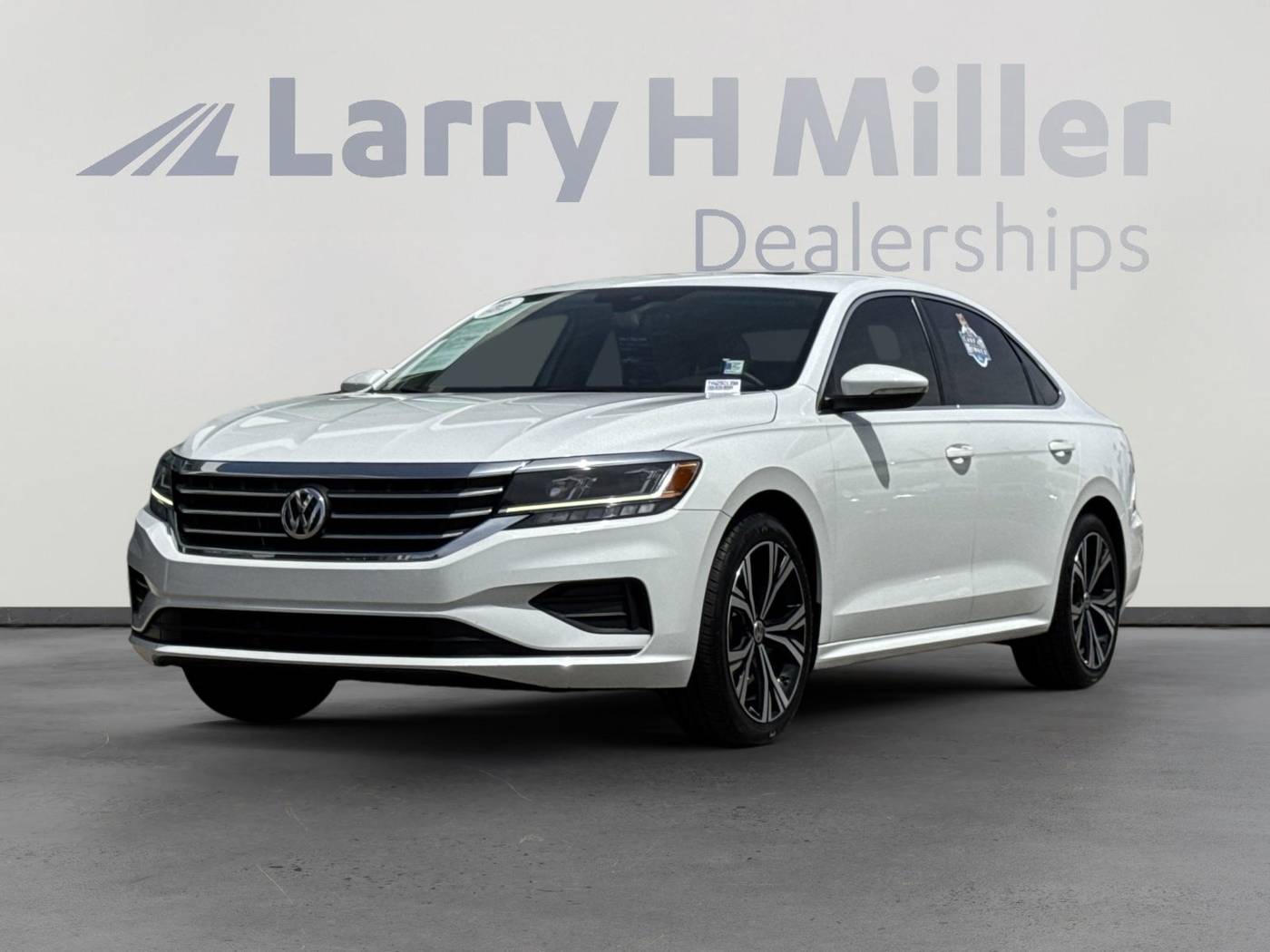 2022 Volkswagen Passat SE — Sedan — 37,240 mi — Tucson, AZ