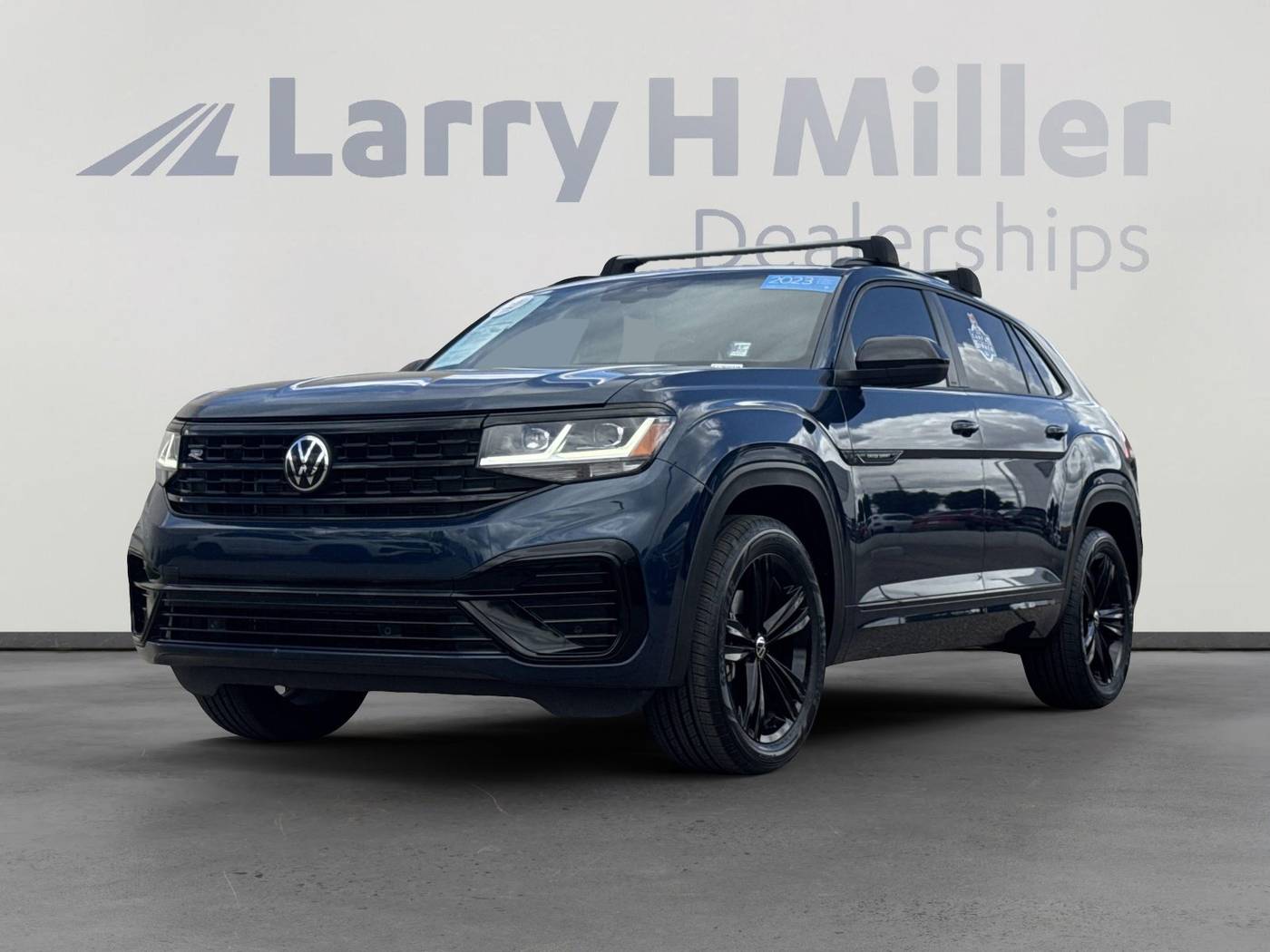 2023 Volkswagen Atlas Cross Sport SEL R-Line Black — SUV — 49,396 mi — Tucson, AZ