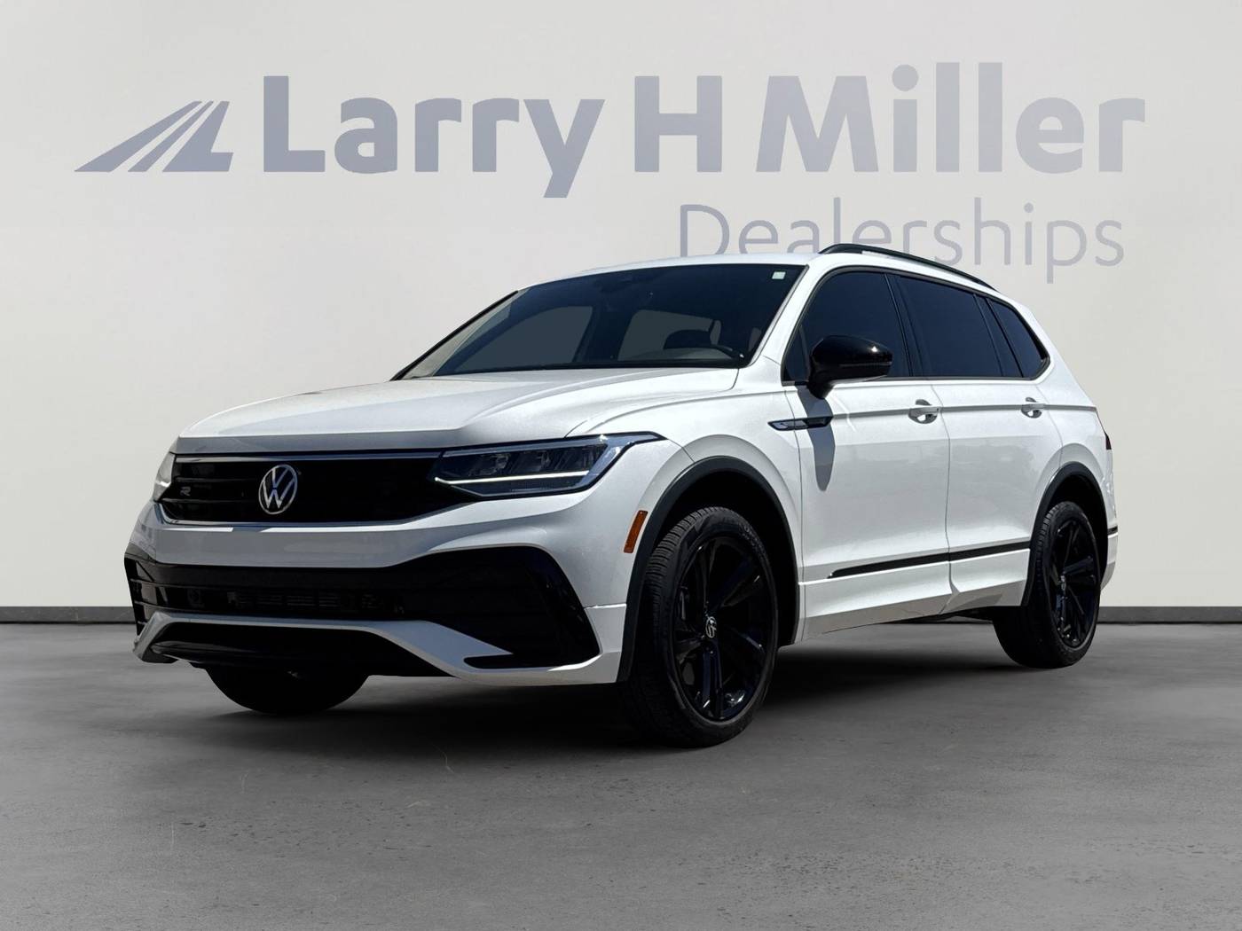 2023 Volkswagen Tiguan SE R-Line Black — SUV — 37,383 mi — Tucson, AZ