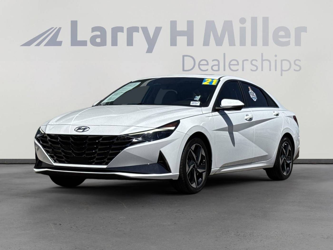 2021 Hyundai Elantra Limited — Sedan — 72,946 mi — Tucson, AZ