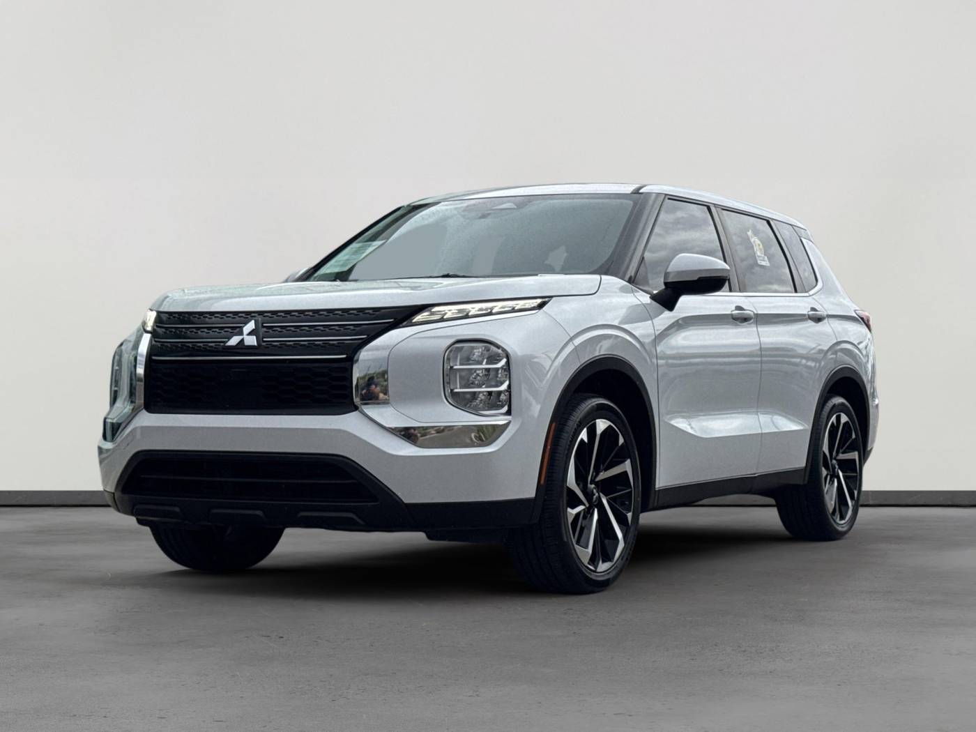 2022 Mitsubishi Outlander ES — SUV — 61,889 mi — Tucson, AZ