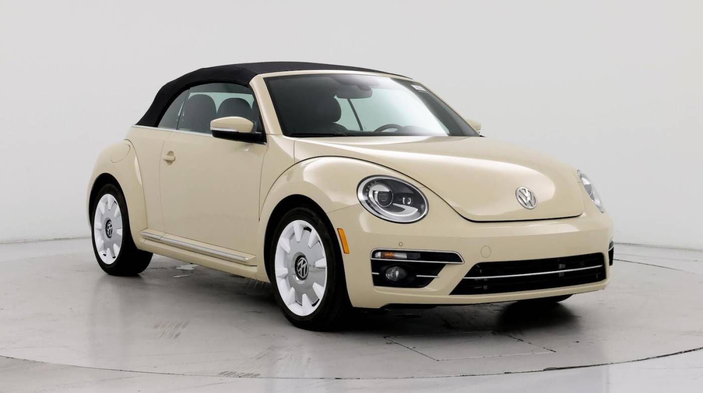 2019 Volkswagen Beetle SEL — Convertible — 7,195 mi — Fort Myers, FL