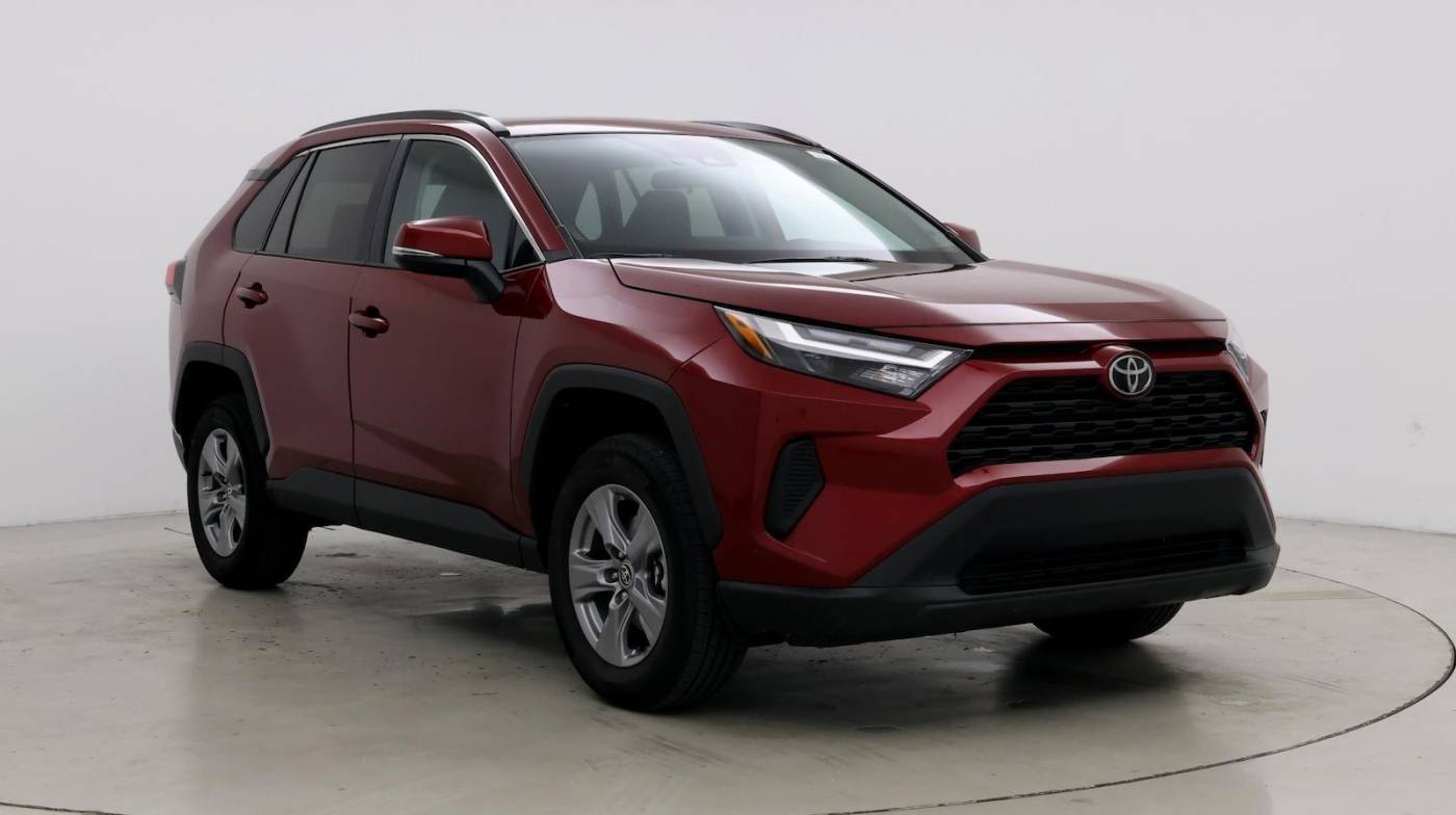 2022 Toyota RAV4 XLE — SUV — 9,301 mi — Fort Myers, FL