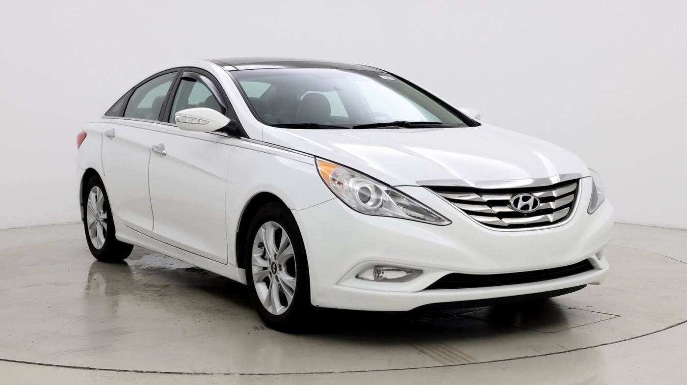 2013 Hyundai Sonata Limited — Sedan — 72,298 mi — Fort Myers, FL