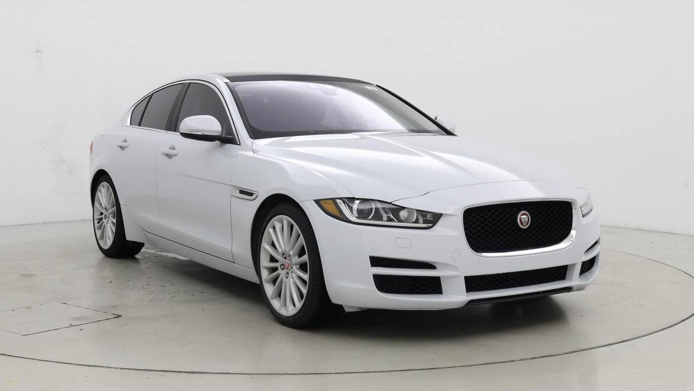 2017 Jaguar XE