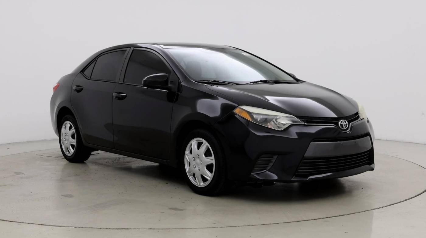 2016 Toyota Corolla LE — Sedan — 122,546 mi — Fort Myers, FL
