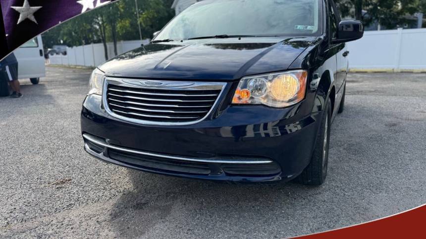 2013 Chrysler Town & Country Touring — Minivan — 129,505 mi — Jamesburg, NJ