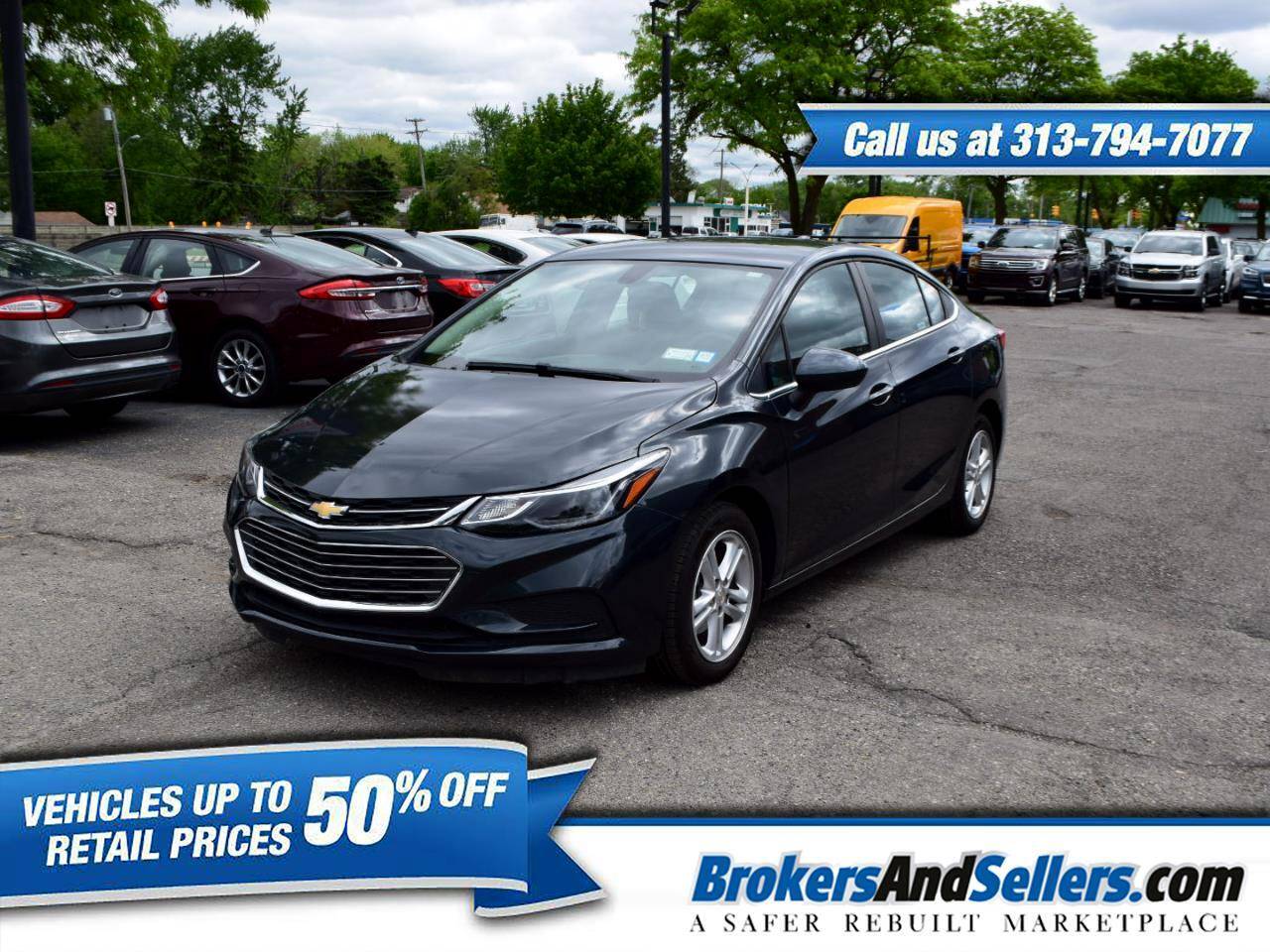 2017 Chevrolet Cruze LT — Sedan — 13,000 mi — Taylor, MI