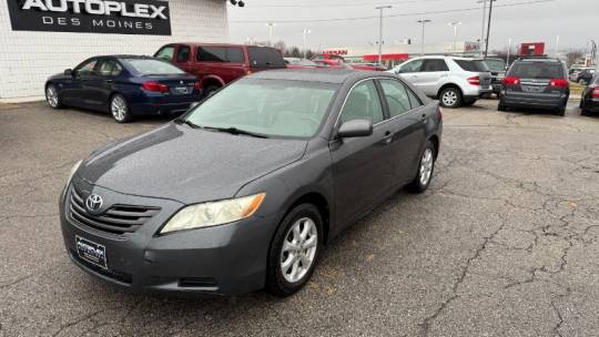 2009 Toyota Camry LE V6 — Sedan — 194,357 mi — Urbandale, IA