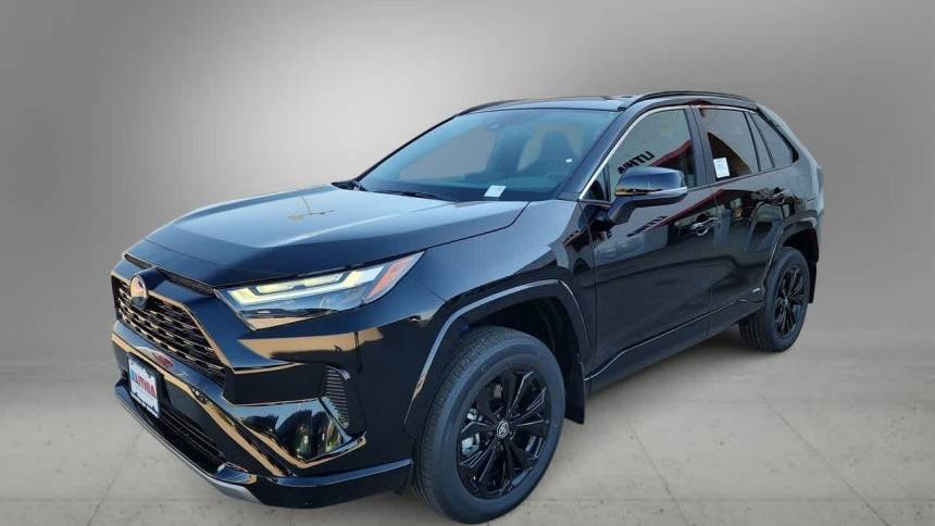 2024 Toyota RAV4 Hybrid SE — SUV — 5,749 mi — Odessa, TX