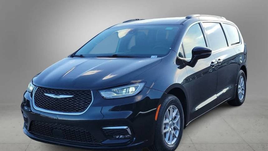2022 Chrysler Pacifica Touring L — Minivan — 57,378 mi — Odessa, TX