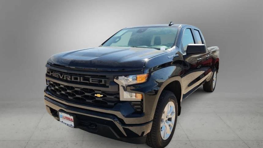 2024 Chevrolet Silverado 1500 Custom — Pickup Truck — 2,858 mi — Odessa, TX