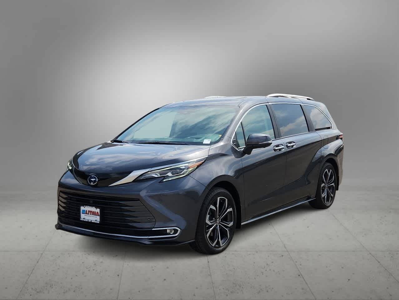 2025 Toyota Sienna Platinum — Minivan — 65 mi — Odessa, TX