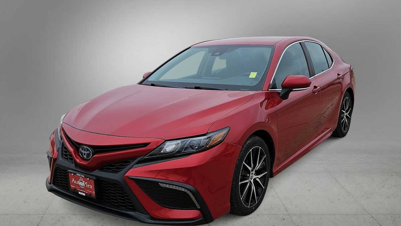 2022 Toyota Camry Hybrid SE — Sedan — 52,993 mi — San Angelo, TX