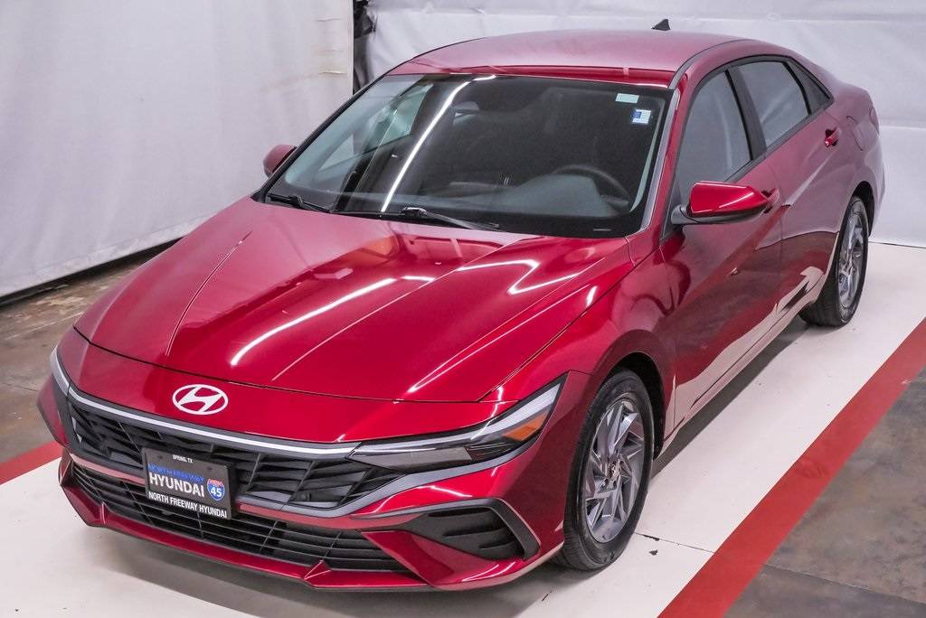 2024 Hyundai Elantra SEL — Sedan — 7,172 mi — Spring, TX