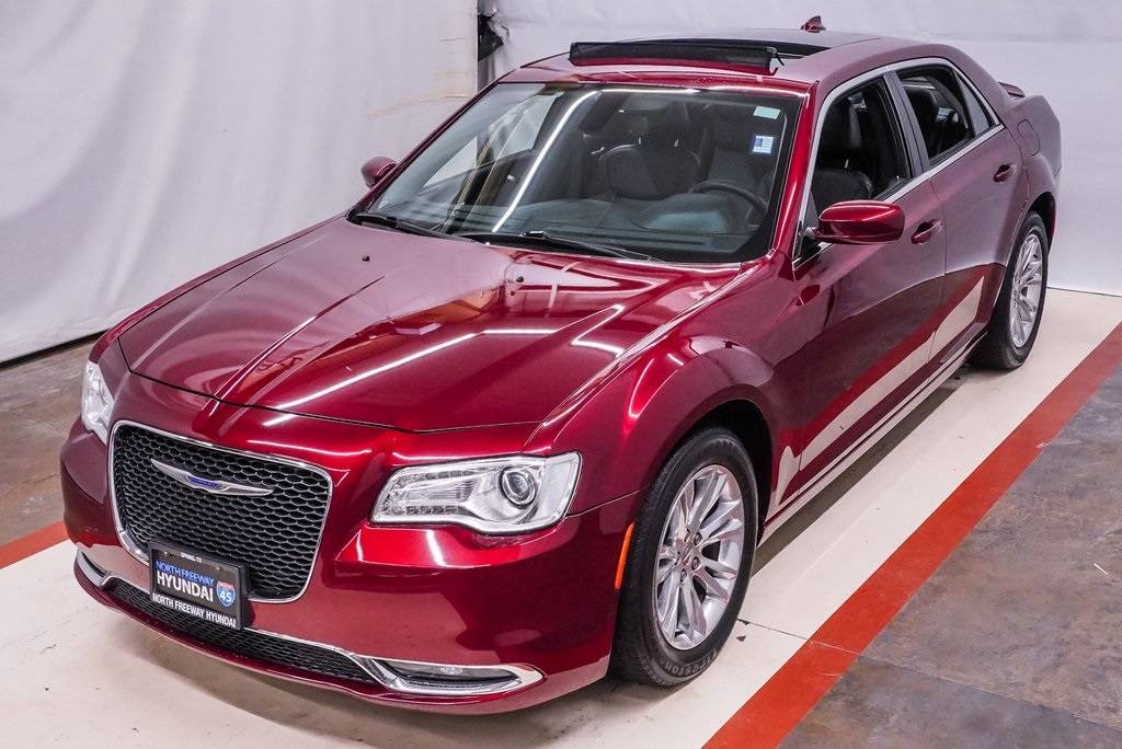 2018 Chrysler 300 Touring L — Sedan — 14,941 mi — Spring, TX