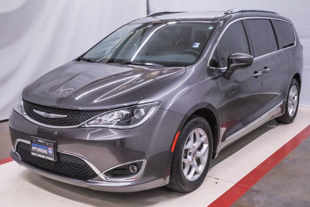 2017 Chrysler Pacifica Touring L Plus — Minivan — 72,415 mi — Spring, TX