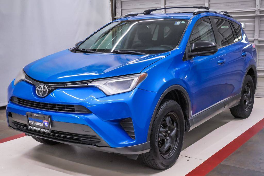 2016 Toyota RAV4 LE