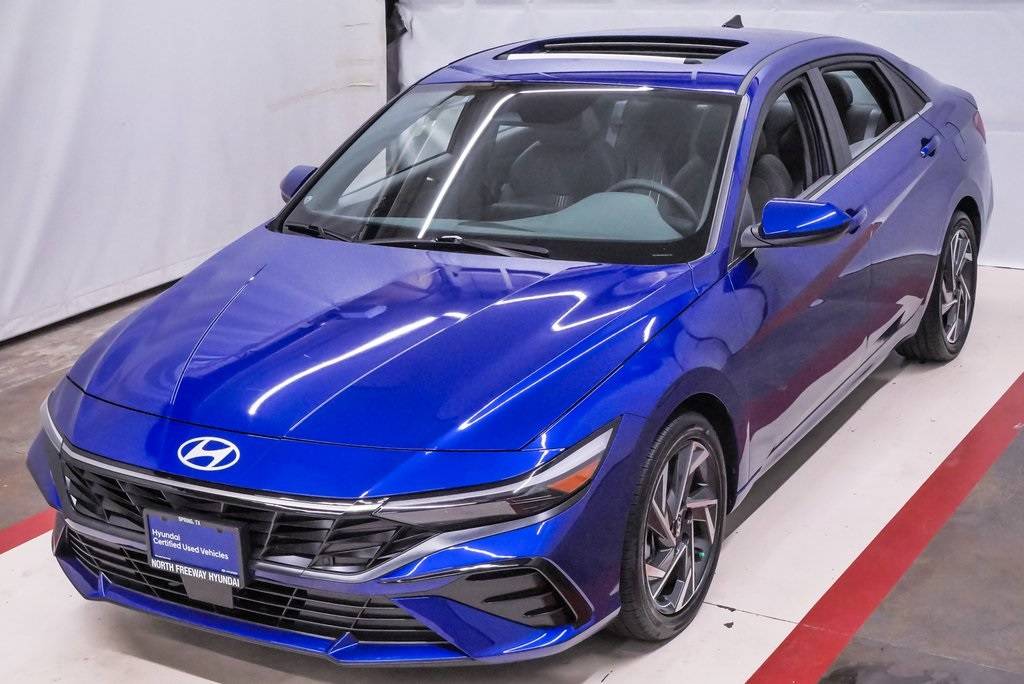 2025 Hyundai Elantra SEL Convenience — Sedan — 1,941 mi — Spring, TX